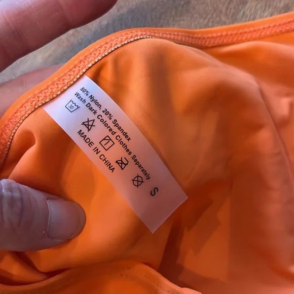 New Viilop two piece, beautiful orange swimsuit - Picture 9 of 16